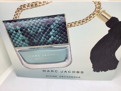 MARC JACOBS DIVINE DECADENCE 3.4oz/100ML WOMAN EAU DE PARFUM SPRAY SEALED BOX