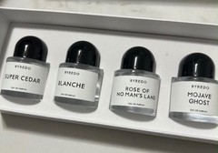 This is a Byredo Perfume Gift Set containing four 30ml bottles of Super Cedar, B