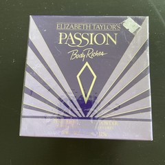 Elizabeth Taylor’s Passion Body Riches Perfumed Dusting Powder 5 Oz New Sealed