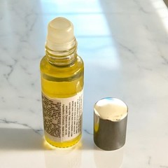 CHOOSE YOUR SCENT ** Perfume Body Oil Uncut Concentrated 1/6oz Roll On for Women