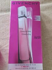 Givenchy Very Irresistible Gift Set Spray And Body Veil Lotion