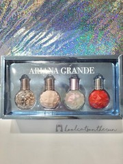 Ariana Grande Parfum 0.25 oz / 7.5 ml Miniature Splash Sweet Like Candy Red