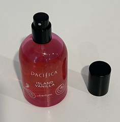Pacifica Island Vanilla Parfum 2 Fl Oz Vegan Cruelty Free Sweet Scent