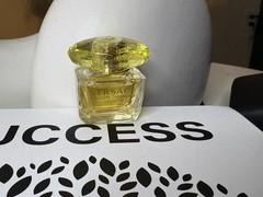 Versace Yellow Diamond Eau de Parfum Sample Size Spray 0.17 fl oz