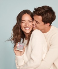 Attract Men with LuvEssentials MAX ATTRACTION Pheromones