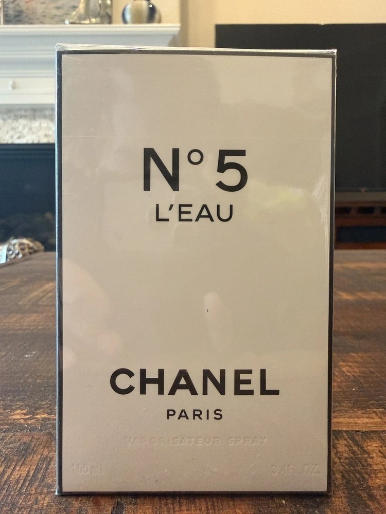 Chanel No.5 by Chanel Paris 3 .4 oz. EAU DE PARFUM NIB