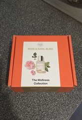 Rose & Basil Bliss Dossier perfume
