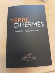 1 Vial TERRE D’HERMES EAU GIVREE Hermes Men 0.06 oz 2 ml Eau de Parfum Spray