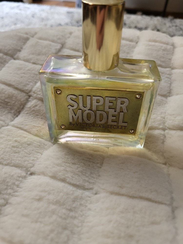Victoria’s Secret SUPER MODEL Eau De Parfum 75ml, 2.5oz Spray.