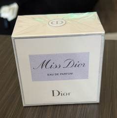 Dior Miss Dior Eau de Parfum Spray Regular Size 100 ml MPN C099600764