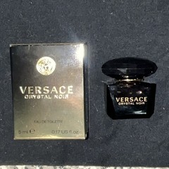 Versace Crystal Noir Eau de Toilette Miniature 0.17 US fl oz / 5 ml Fragrance