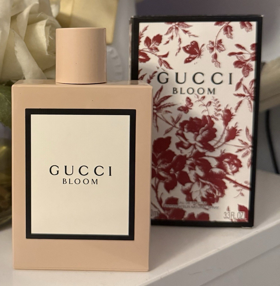 Gucci Bloom Eau de Parfum Spray 3.3 fl oz Regular Size Fragrance