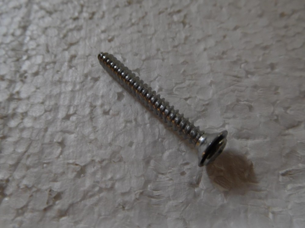 #8 X 1 1/2 PHILIPS OVAL HEAD SEMS SCREW CHROME NEW AM2061