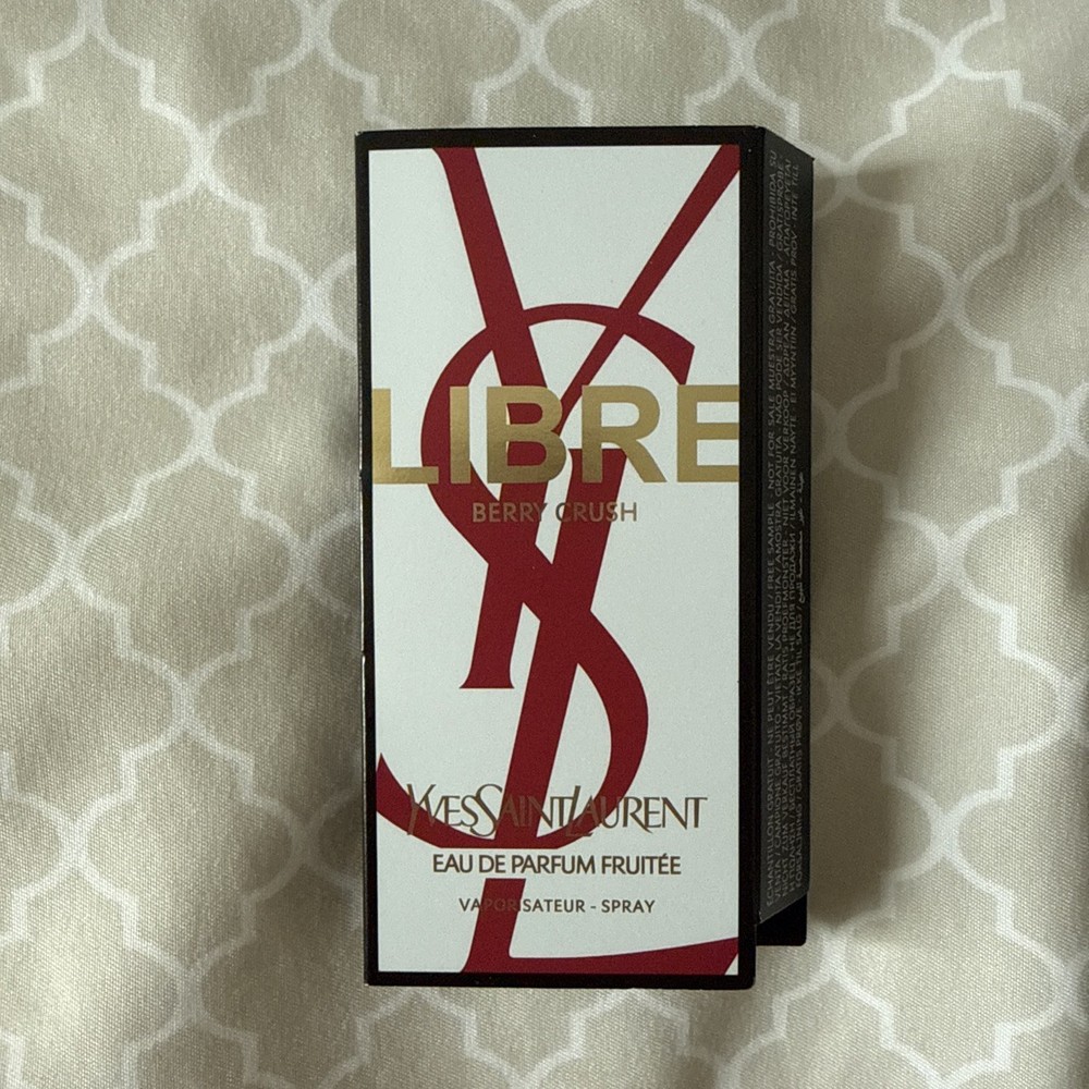 Yves Saint Laurent Berry Crush Eau De Parfum Spray Sample – 1.2 mL / 0.04 fl oz