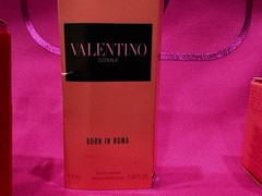 Valentino Donna Born in Roma Extradose Splash, minis, And Tote
