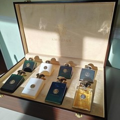 ULTRA RARE Amouage Royal Presentation Set 2017 – 8 Bottles His & Her w/ Chest