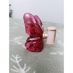 Carolina Herrera La Bomba Eau de Parfum for Women – 2.7 oz (80ml)