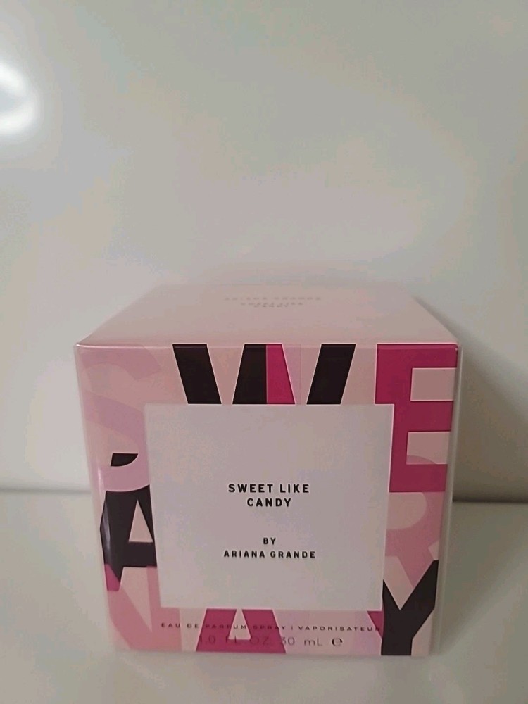 ARIANA GRANDE SWEET LIKE CANDY EAU DE PARFUM SPRAY FOR WOMEN 1.0 Oz / 30 ml NEW!