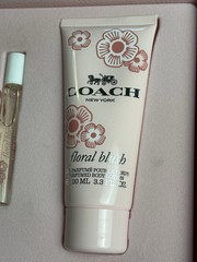 LIMITED EDITION COACH FLORAL BLUSH WOMEN PERFUME GIFT SET RARE! SPRAY, LOTION +