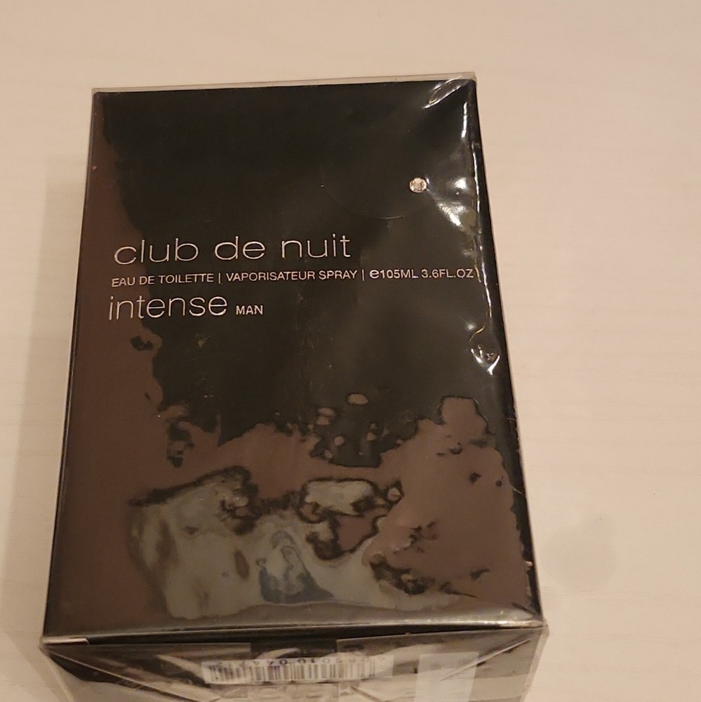 Armaf Club De Nuit Intense Man Eau de Toilette Spray, Regular Size 3.6 fl oz
