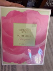 Victoria’s Secret Bombshell Bouquet 3.4oz Women’s Eau de Parfum