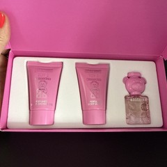 MOSCHINO~TOY 2 BUBBLE GUM~3pcs EDT Gift Set Fragrances NIB
