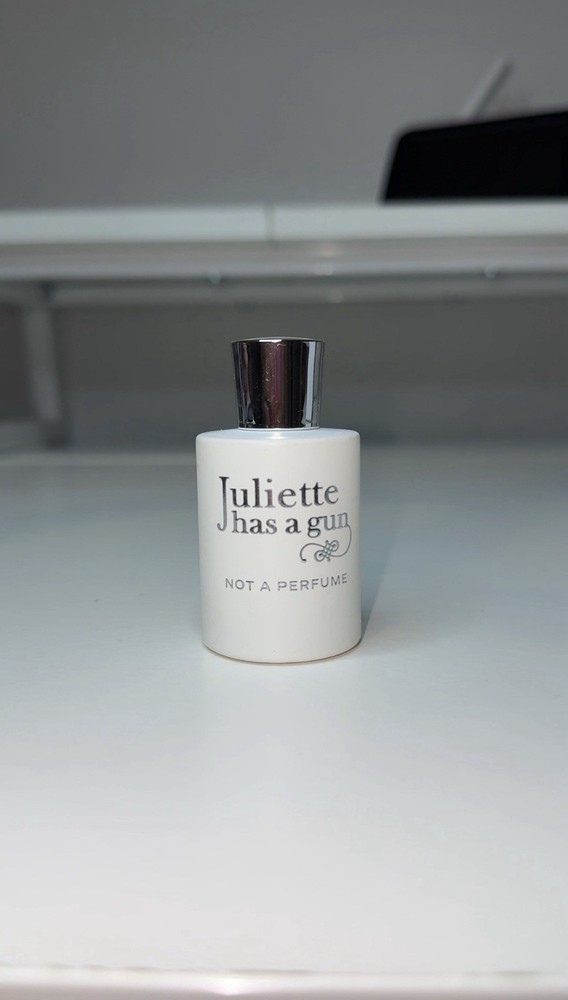 Juliette Has a Gun Eau de Parfum 8ml/Mini Splash Dabber