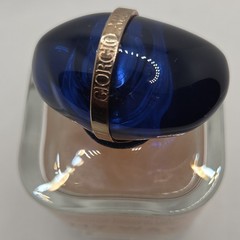 This is Giorgio Armani My Way Nacre, a limited edition eau de parfum spray.