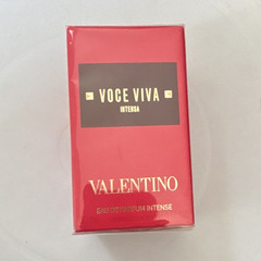 Valentino Voce Viva Intensa Eau de Parfum Intense Spray 1.7 fl oz Regular