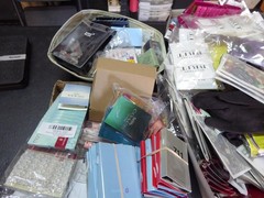 WAREHOUSE CLEANUP SALE 100 PERFUME VIALS MEN+LADIES RANDOMLY PICKED .34 EACH