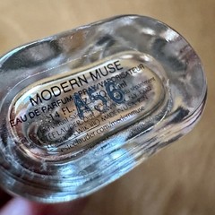 Estée Lauder Modern Muse Miniature Eau de Parfum Spray .14 fl oz / 4 ml