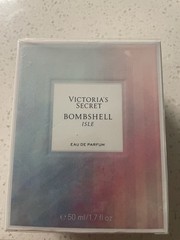 Victoria’s Secret Bombshell Isle Eau de Parfum Spray Regular Size 1.7 fl oz