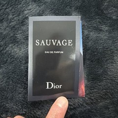 DIOR Sauvage EDP Eau de Parfum Sample Size Spray 0.03 oz / 1 mL