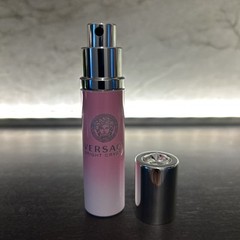 VERSACE BRIGHT CRYSTAL EAU DE TOILETTE TRAVEL SPRAY 0.3 OZ UNBOXED