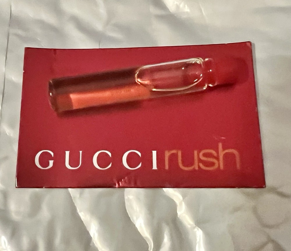 Gucci Rush .5 fl oz 80% volume EAU DE TOILETTE