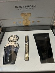 Daisy Dream Marc Jacobs Perfume Set Missing Lotion New In Box