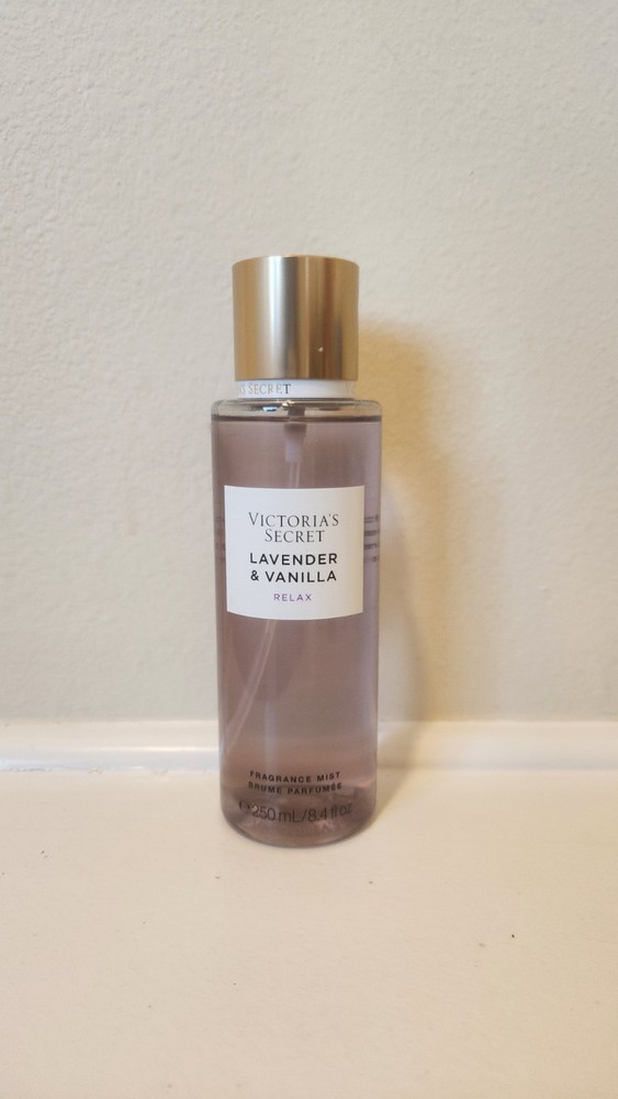 Victoria’s Secret LAVENDER & VANILLA Fragrance Mist 8.4 oz Natural RELAX Spray