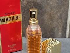 Revlon ~ UNFORGETTABLE ~ 1 oz eau de cologne for women 29.5 ml NIB (m5